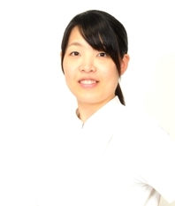 ママの骨盤矯正 柔道整復師の鳥谷奈保子