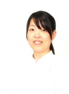 ママの骨盤矯正は国家資格を持った女性の先生が担当します。